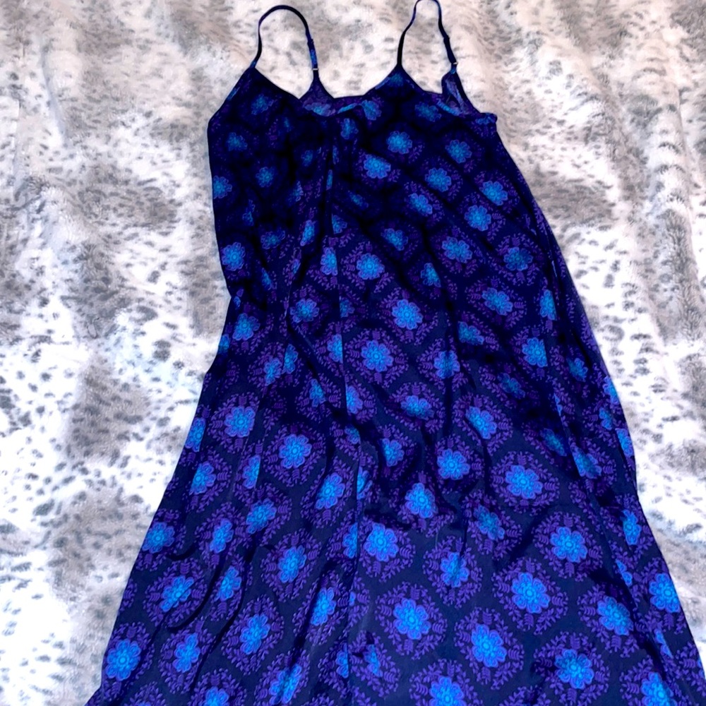 Medium Natural Life High-Low dress